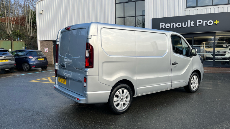 Renault Trafic Swb Diesel SL30 Blue dCi 130 Extra [Safety] Van